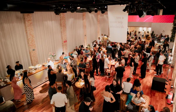 casa-rofer-evento-corporativo-salao-completo
